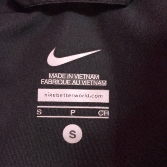 Nike jacket - Picture 2 of 4